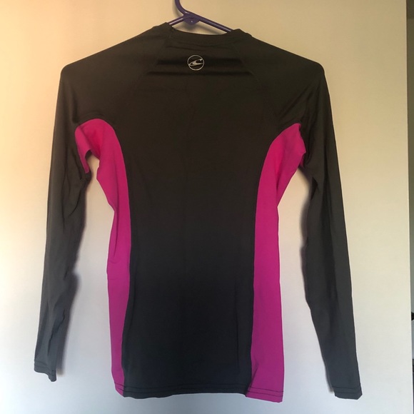 O’Neill Rashgard - Picture 8 of 8